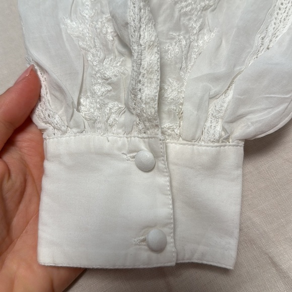 ZARA COLLECTION 2022 - NWT - EMBROIDERED BLOUSE - WHITE - Picture 9 of 9